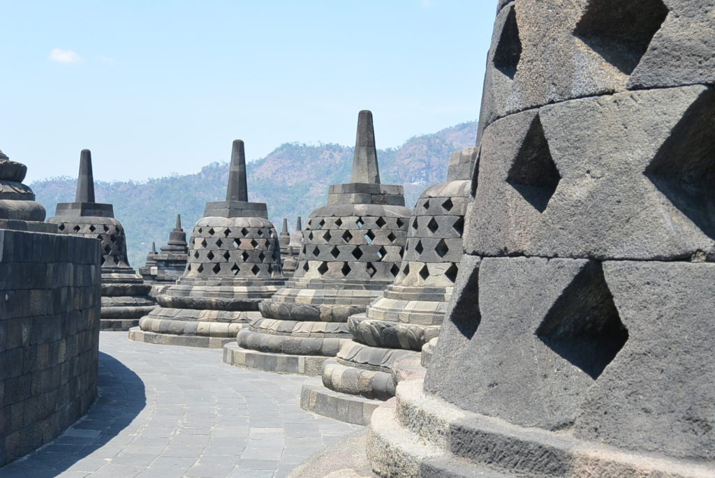 Die weltberühmten Stupas von Borobudur