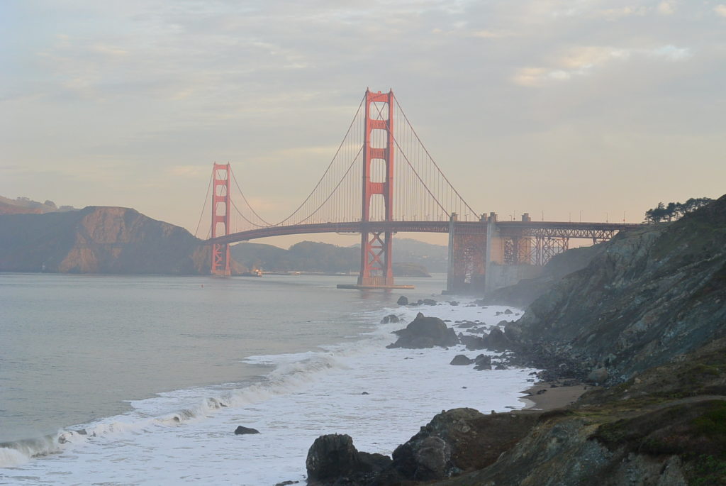 Die Golden Gate Bridge im Morgenlicht