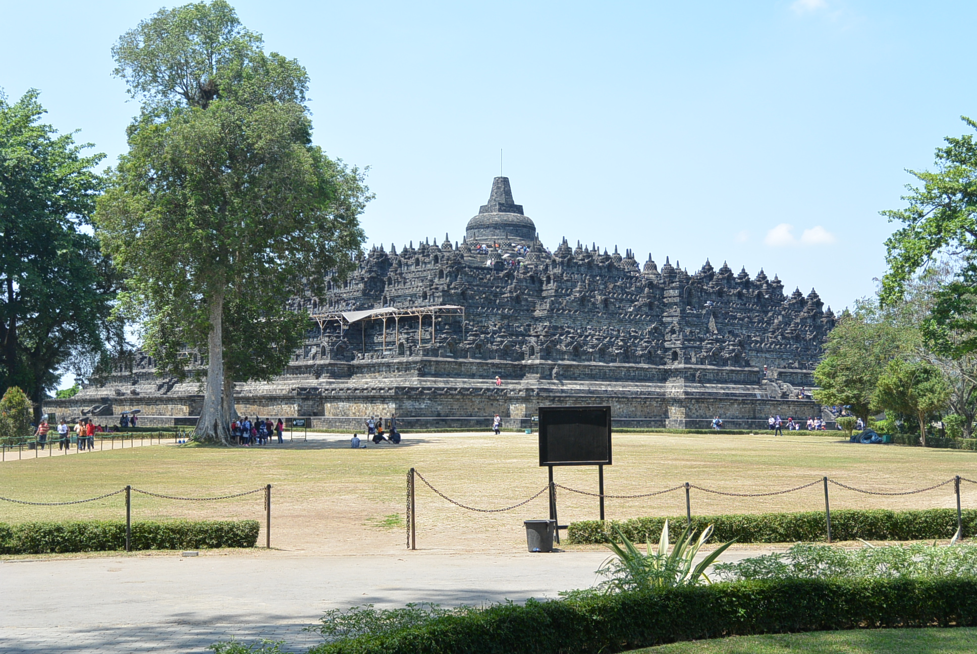 Borobudur aus der Ferne