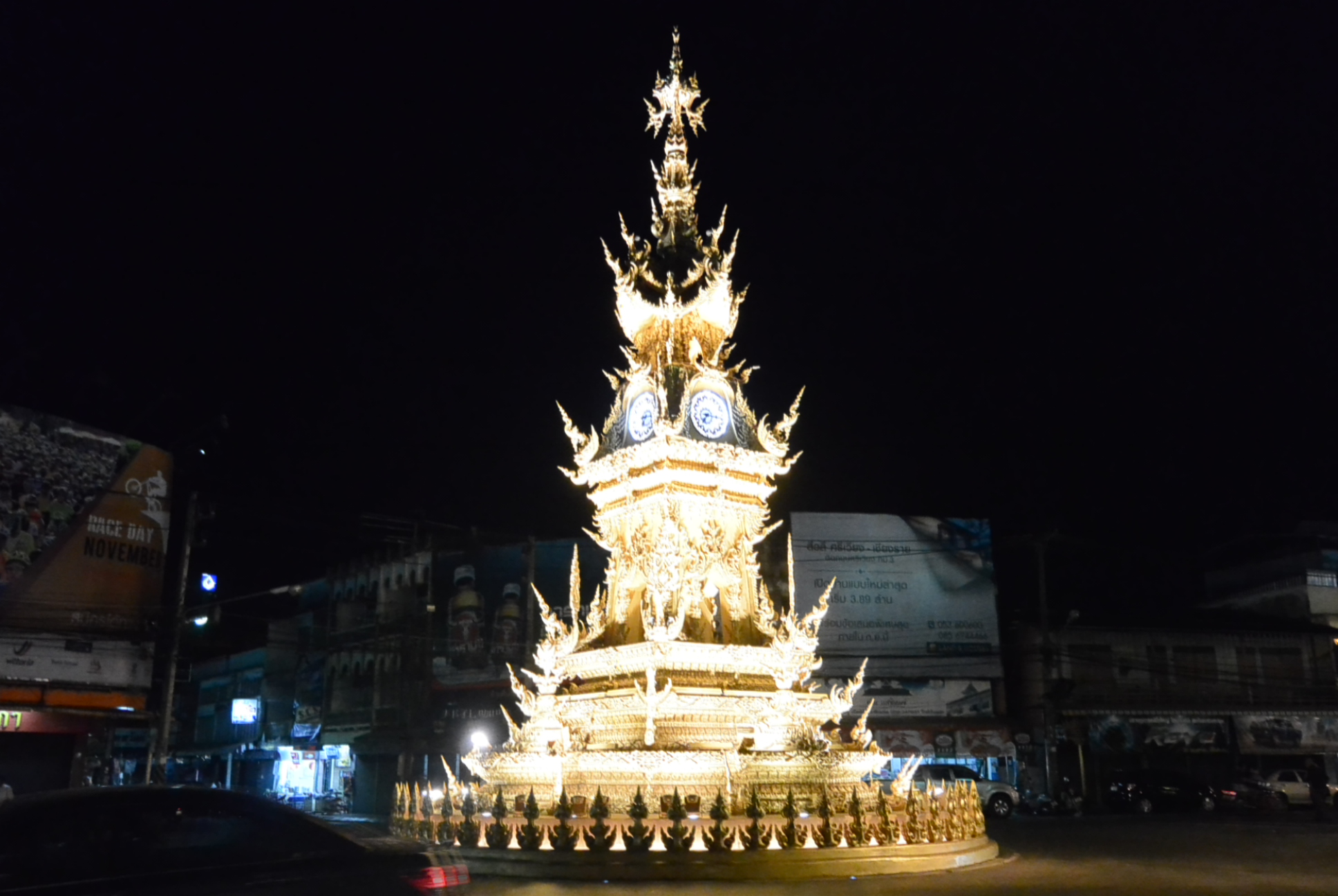 Der Clocktower mitten in Chiang Rai